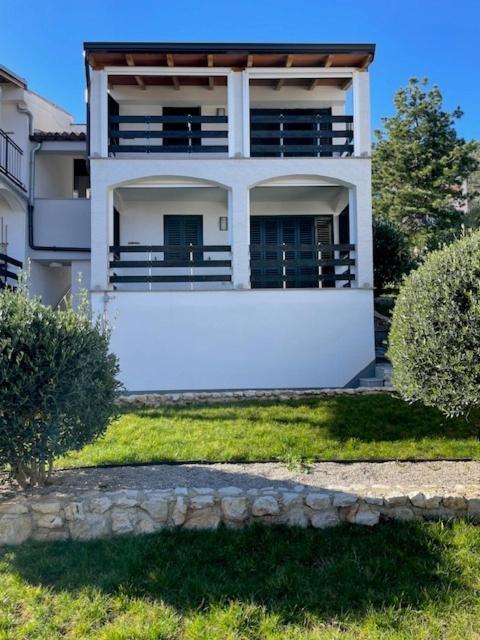Residence4A-Appartamento Bianco Ravni Exterior foto